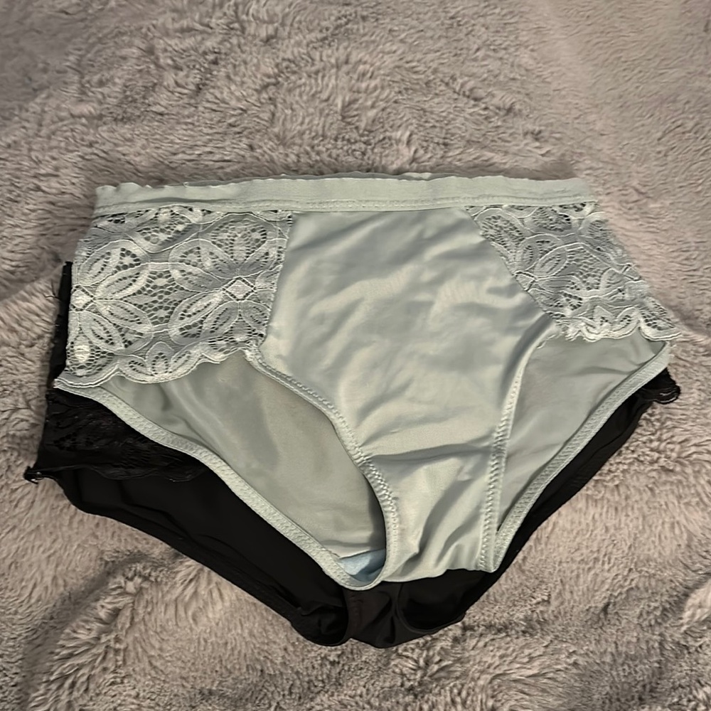 Daisy Fuentes Black and Light Blue Lace Panties